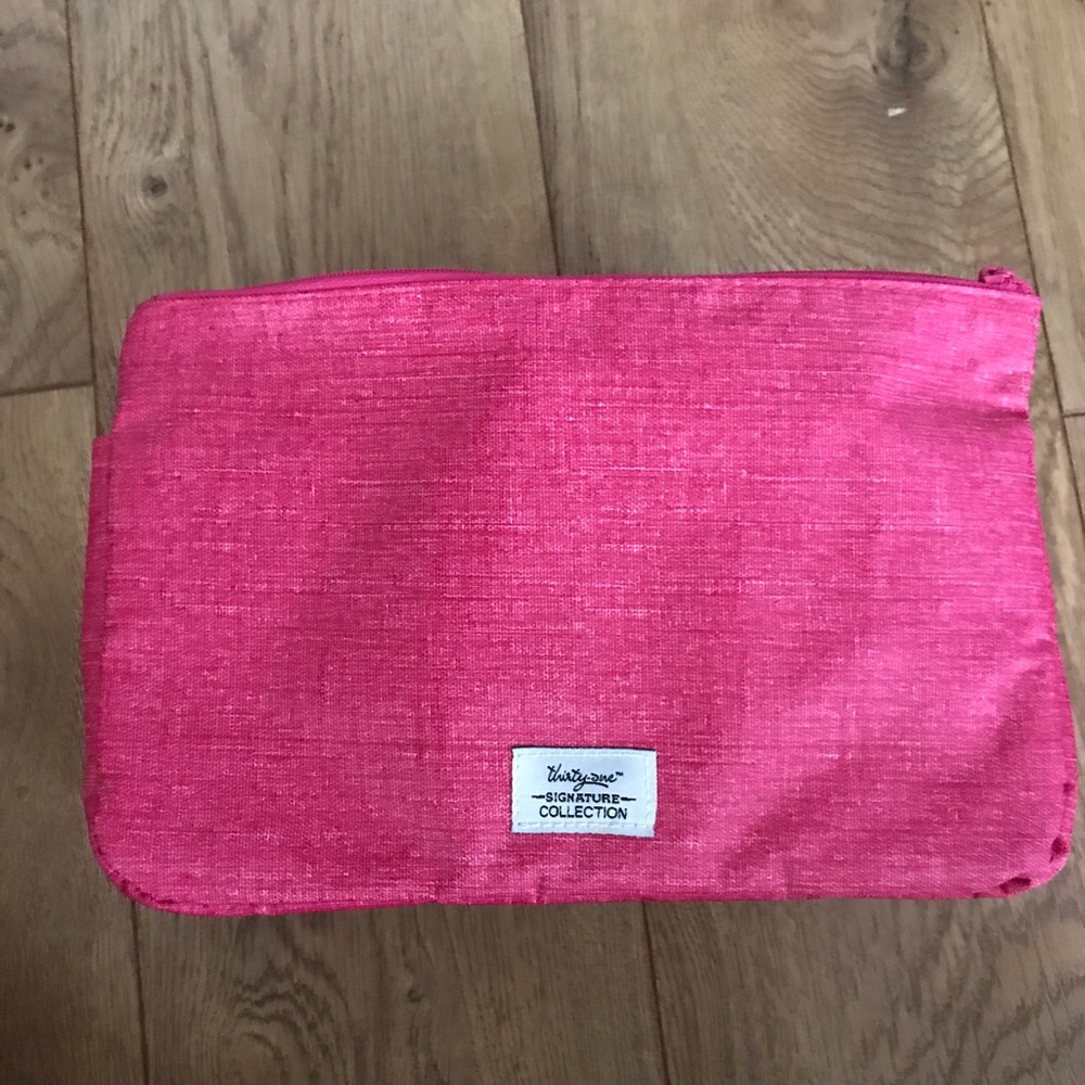 Brand new Thirty-one swap-it pocket crosshatch